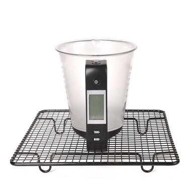 Electronic measuring cup